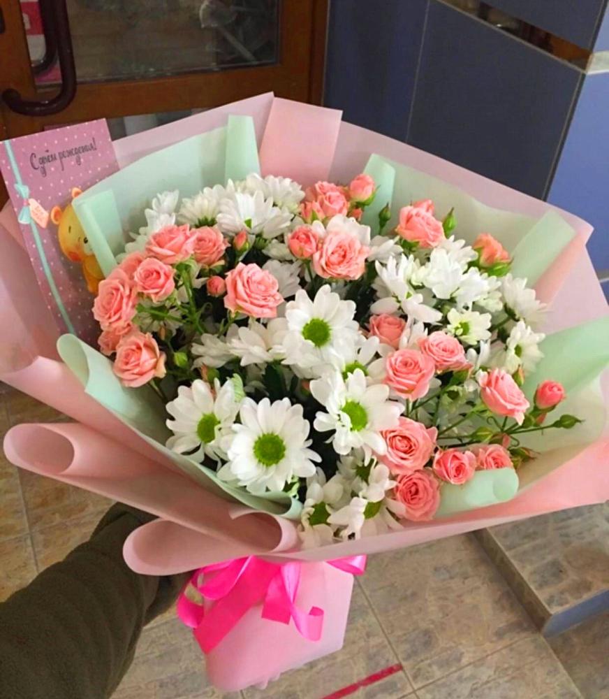 Букет цветов из: Розы и Хризантемы в Бодайбо