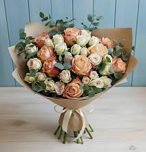Букет цветов из:  Альстромерии и Розы в Бодайбо