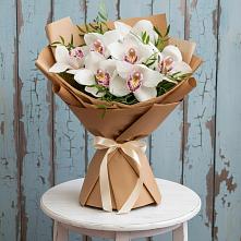 Букет цветов из:  Орхидеи и Розы в Бодайбо